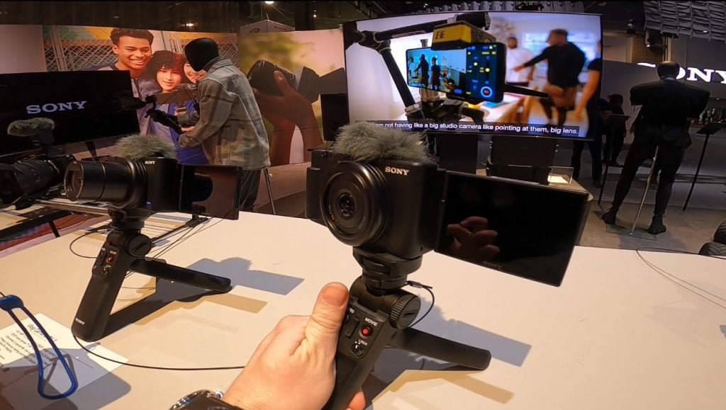 New SONY Vlogging cameras at CES